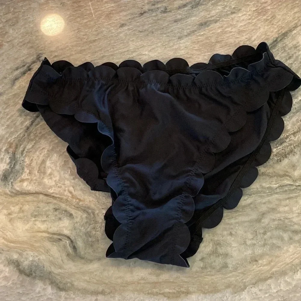 Chelsea28 black scalloped trim bikini bottom size XXS - Picture 4 of 9